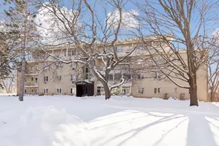 100 Imperial Dr W, West Saint Paul, MN 55118 - Photo 40