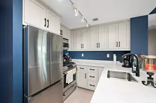 8161 33rd Ave S, Bloomington, MN 55425 - Photo 8