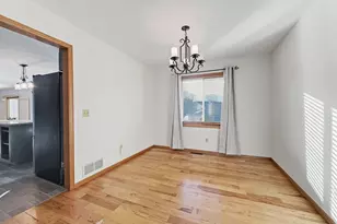 2610 Hydram Ave N, Oakdale, MN 55128 - Photo 10