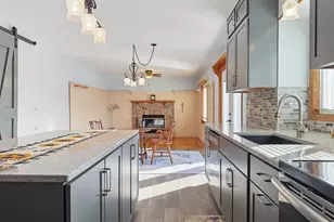 2610 Hydram Ave N, Oakdale, MN 55128 - Photo 2