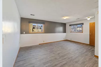 8249 Irving Avenue N, Brooklyn Park, MN 55444 - Photo 18