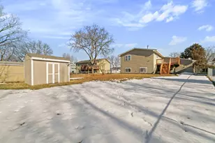 8249 Irving Ave N, Brooklyn Park, MN 55444 - Photo 20