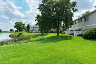 1842 111th Ave NE, Blaine, MN 55449 - Photo 4