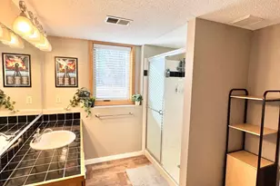 8561 Flamingo Dr, Chanhassen, MN 55317 - Photo 8