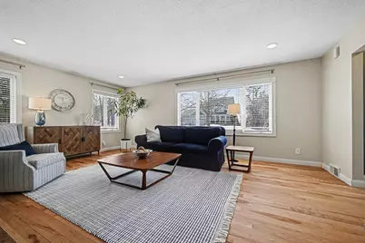 4713 Fairhills Road W, Minnetonka, MN 55345 - Photo 4