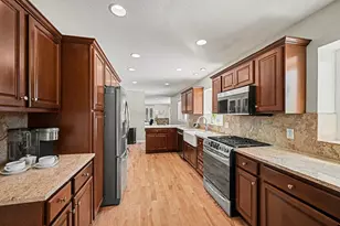 4713 Fairhills Rd W, Minnetonka, MN 55345 - Photo 12