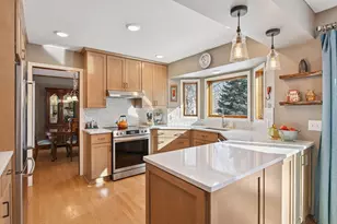 4640 Juneau Ln N, Plymouth, MN 55446 - Photo 32