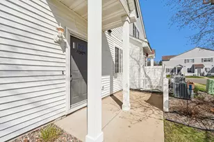 357 Frederick Cir, Hastings, MN 55033 - Photo 4