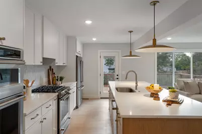 111 King Hill Road, Golden Valley, MN 55416 - Photo 2