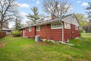 4389 Hodgson Rd, Shoreview, MN 55126 - Photo 26