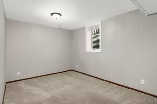 4389 Hodgson Rd, Shoreview, MN 55126 - Photo 20