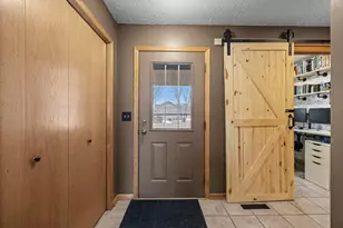 2200 Bridgewater Blvd S, Cambridge, MN 55008 - Photo 8