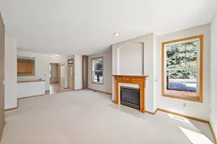 5932 Prairie Ridge Dr, Shoreview, MN 55126 - Photo 12