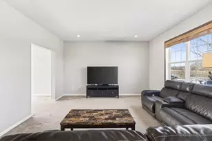 921 Hope Ave, Jordan, MN 55352 - Photo 8