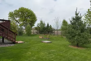 921 Hope Ave, Jordan, MN 55352 - Photo 28