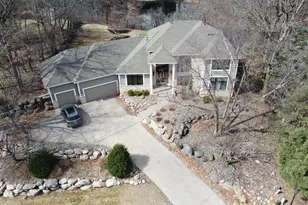 14704 White Oak Dr, Burnsville, MN 55337 - Photo 2