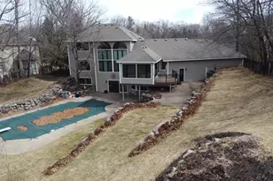 14704 White Oak Dr, Burnsville, MN 55337 - Photo 10