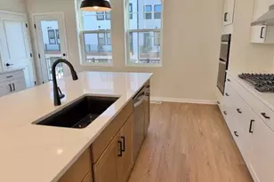 906 Woodlawn Ave, Saint Paul, MN 55116 - Photo 14