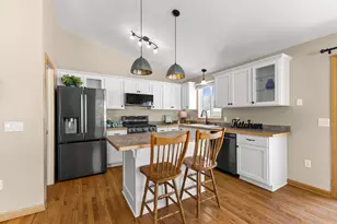 5060 277th Ave NE, Isanti, MN 55040 - Photo 4