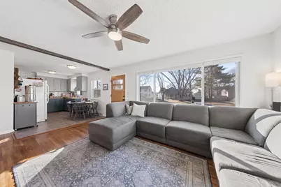 937 4th Avenue E, Shakopee, MN 55379 - Photo 6