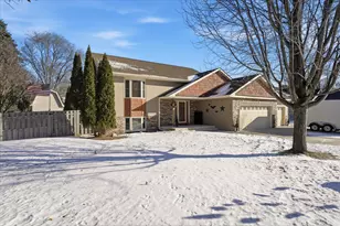 10029 Dogwood St NW, Coon Rapids, MN 55448 - Photo 46