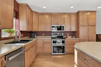 10029 Dogwood Street NW, Coon Rapids, MN 55448 - Photo 6