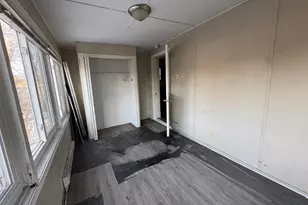 633 Parkway Dr, Saint Paul, MN 55106 - Photo 10