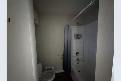 633 Parkway Drive, Saint Paul, MN 55106 - Photo 8