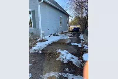 633 Parkway Drive, Saint Paul, MN 55106 - Photo 14