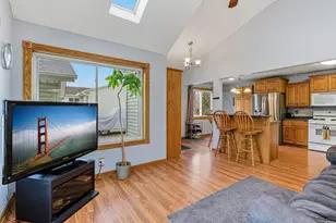 5024 Campanaro Ln, White Bear Lake, MN 55110 - Photo 10