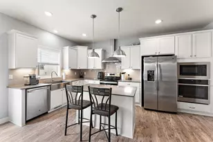 5663 Fair Hvn Trl, Woodbury, MN 55129 - Photo 12