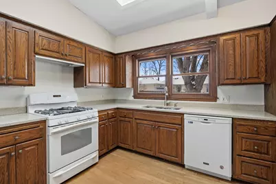 6929 Glenwood Avenue, Golden Valley, MN 55427 - Photo 8