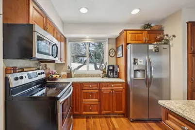 12325 49th Avenue N, Plymouth, MN 55442 - Photo 10