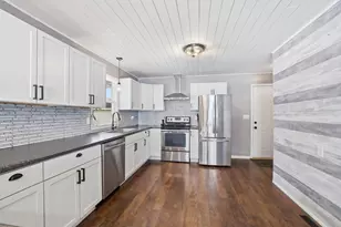 1121 Pearl St, Prescott, WI 54021 - Photo 6