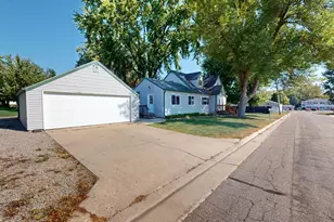 705 Glenview Dr, Albert Lea, MN 56007 - Photo 42