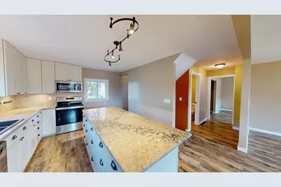 705 Glenview Drive, Albert Lea, MN 56007 - Photo 6