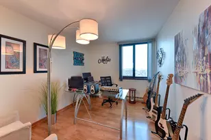 1181 Edgcumbe Rd, Saint Paul, MN 55105 - Photo 16