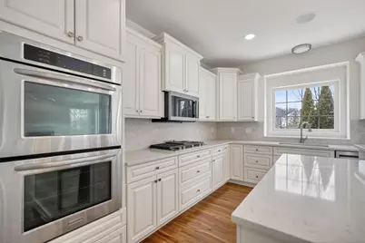 6340 Highland Hills Boulevard S, Cottage Grove, MN 55016 - Photo 8