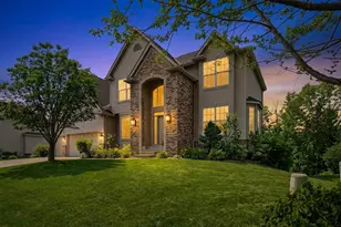 6340 Highland Hills Blvd S, Cottage Grove, MN 55016 - Photo 1