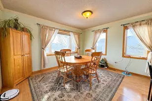 1124 Garnet Blvd, Detroit Lakes, MN 56501 - Photo 8