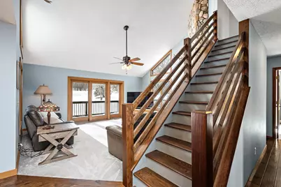 10445 Akron Avenue, Inver Grove Heights, MN 55077 - Photo 2