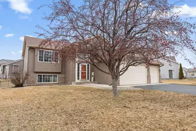 810 Kadler Avenue NE, Hanover, MN 55341 - Photo 2