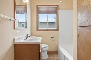 1707 5th St S, Fargo,  58103 - Photo 10