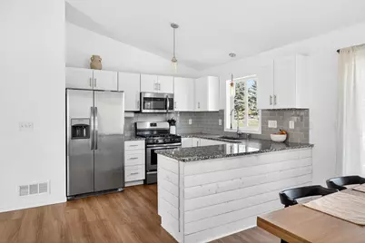 860 Sparrow Road, Waconia, MN 55387 - Photo 8