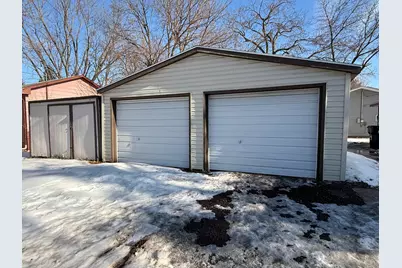 825 Broadway Street W, Monticello, MN 55362 - Photo 6