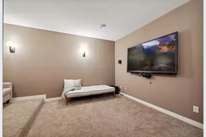 2019 Louisiana Avenue S, Saint Louis Park, MN 55426 - Photo 38