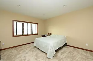 4615 Beach Ln S, Fargo, ND 58104 - Photo 14