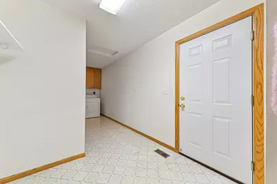 113 S West Street, Belle Plaine, MN 56011 - Photo 20