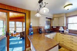 1606 Frank Hall Dr, Albert Lea, MN 56007 - Photo 6