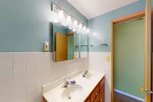 1606 Frank Hall Dr, Albert Lea, MN 56007 - Photo 20